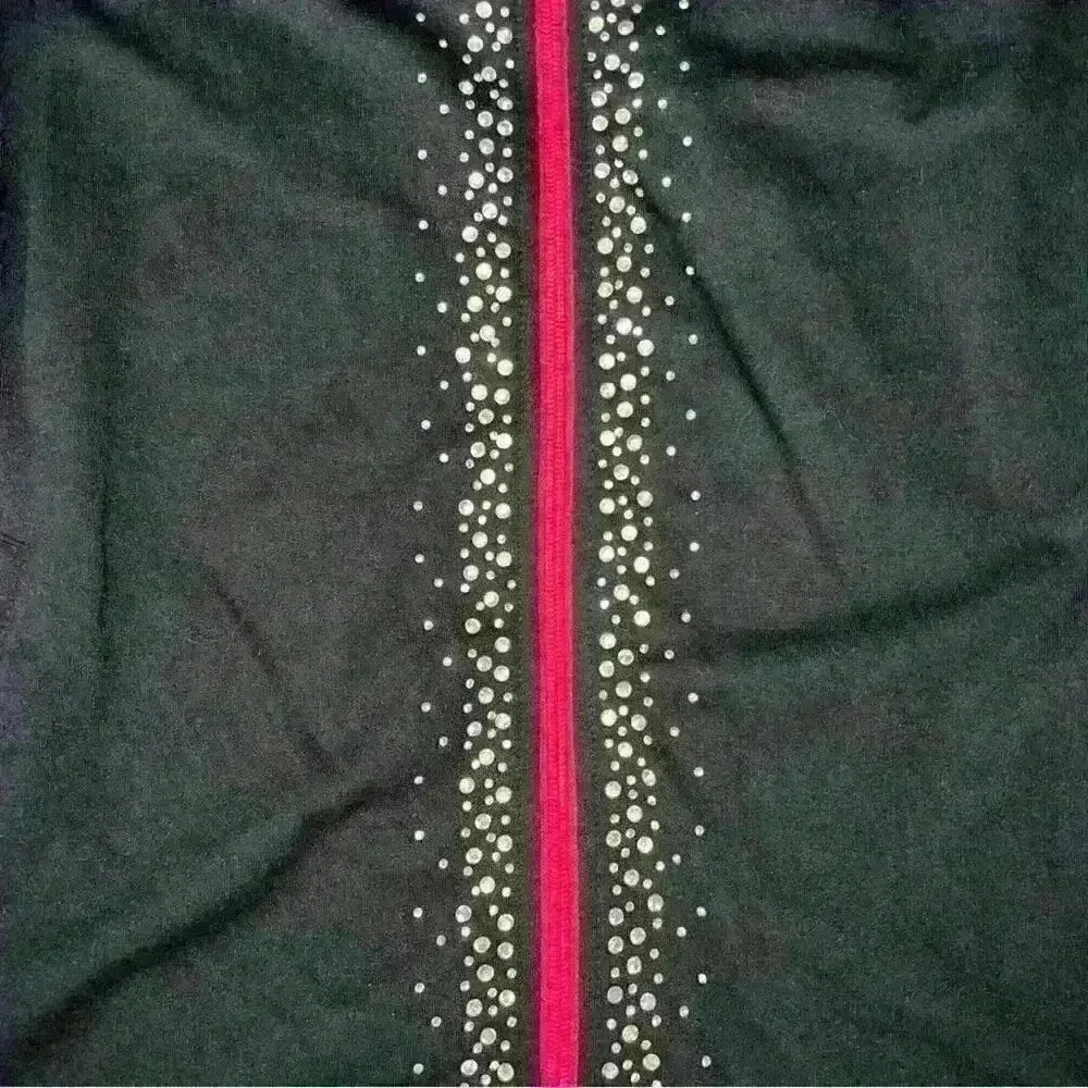 Quacker Factory Knit Multi Crystal Accent Vest Black & Red XXS - Picture 6 of 10